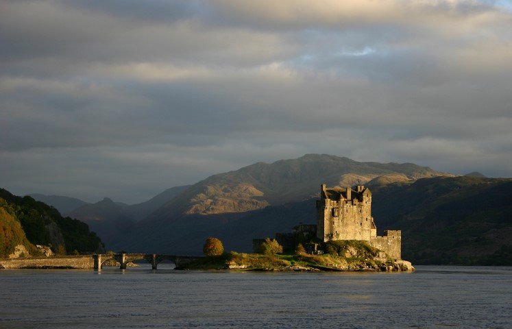 Reisen Eilean_Donan_150dpi.jpg